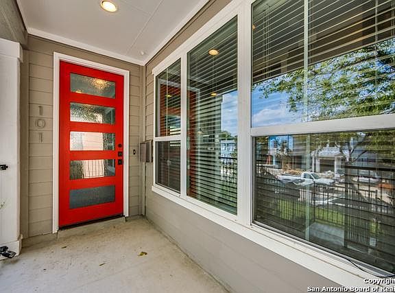3rd image of 252 Claremont Ave