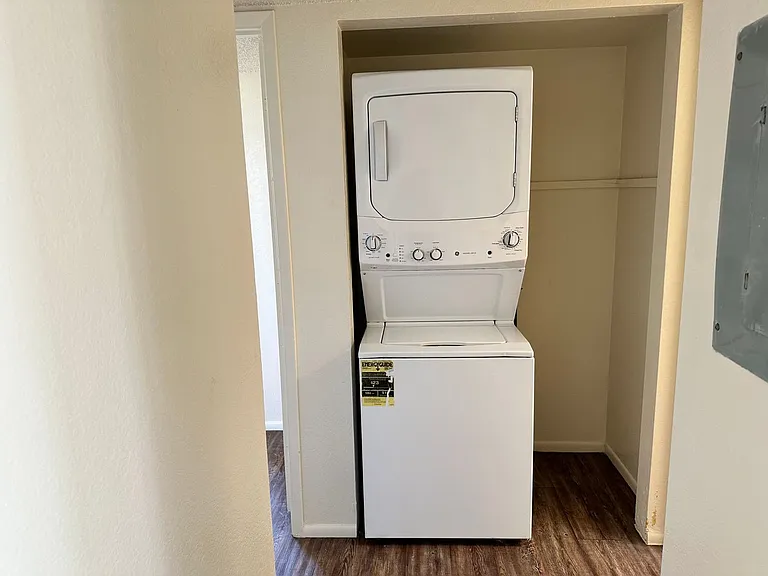 Ralph2221 — Photo 3