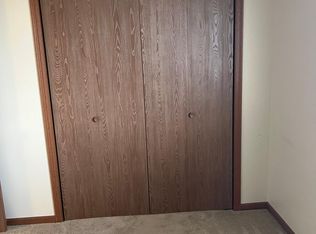 115 Sugar Creek Ln APT 3, North Liberty, IA 52317
