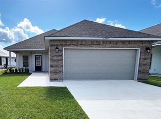 60844 Fairfax Dr, Lacombe, LA 70445