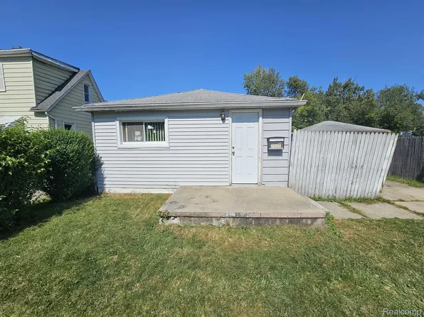 7083 Victory Ave, Warren, MI 48091