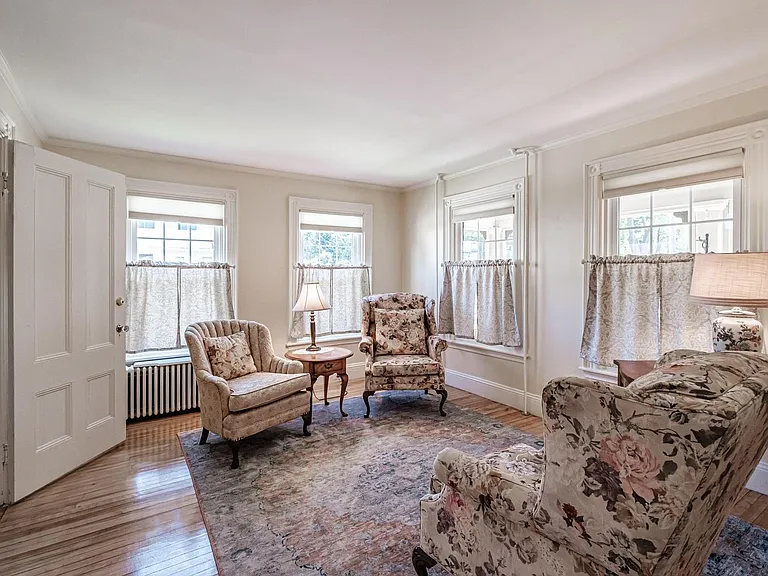 311 Pine St #1 — Photo 6