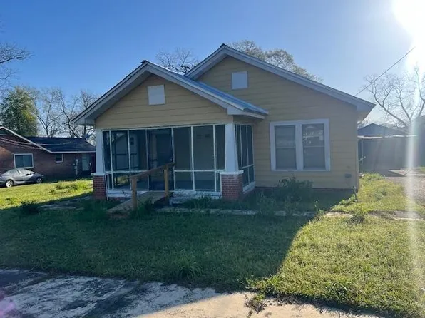 401 Stanley St, Opp, AL 36467