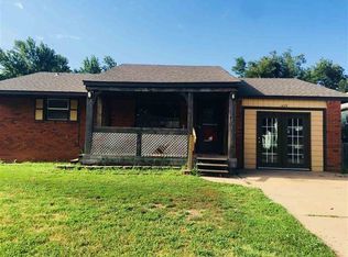 1409 W Maple Ave, Enid, OK 73703