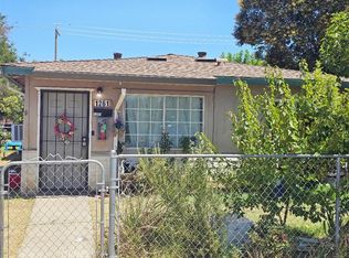 118 T St, Merced, CA 95341