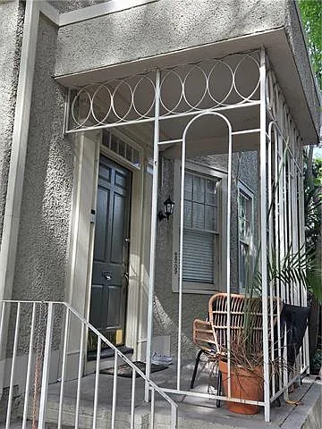 2209 State St — Photo 2