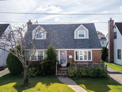 151-26 20th Avenue, Whitestone, NY, 11357
