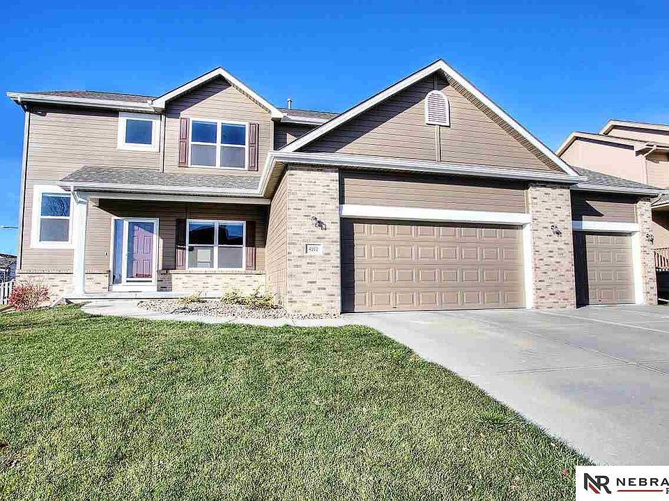 1st image of 4102 N 176th St