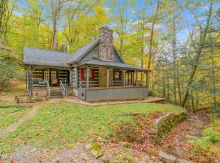 205 Tobby Hollow Ln, Knoxville, TN 37931