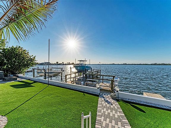 4th image of 5207 Bay State Rd