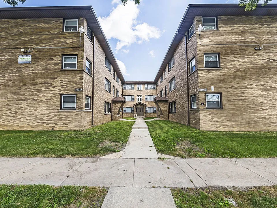 14015 S Tracy