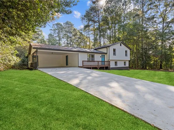 1098 Cherry Wood Dr, Lawrenceville, GA 30046
