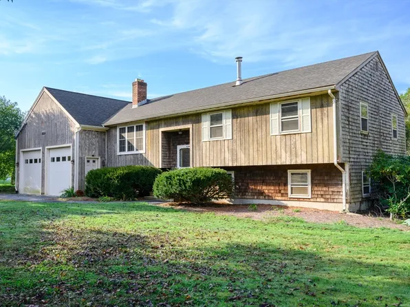 431 East St, Bridgewater, MA 02324