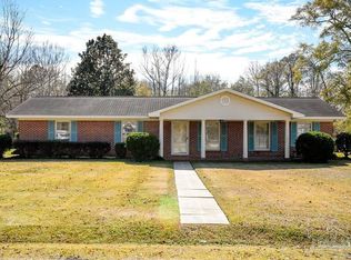 404 E Pine St, Atmore, AL 36502