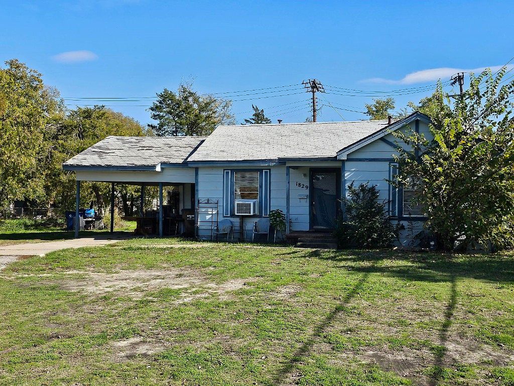 1829 Langford St, Greenville, TX 75401 MLS 20472556 Zillow