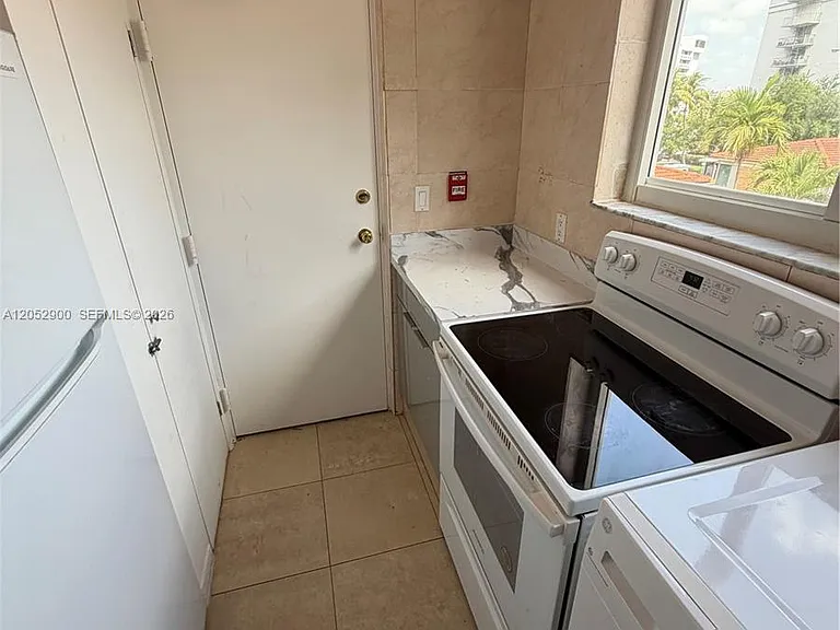 6767 Indian Creek Dr #3B — Photo 7