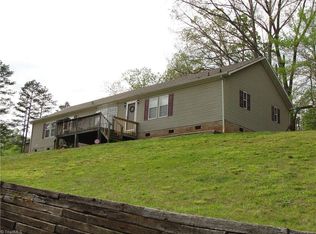 1685 Elastic Plant Rd, Westfield, NC 27053