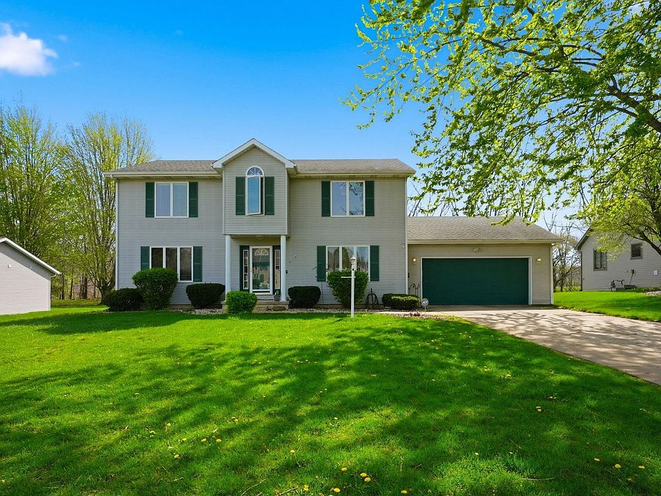 1st image of 820 Lydia Dr