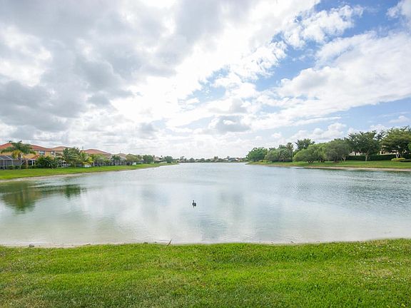 22459_TIKI_Drive_MLSRx10335632_HID114286