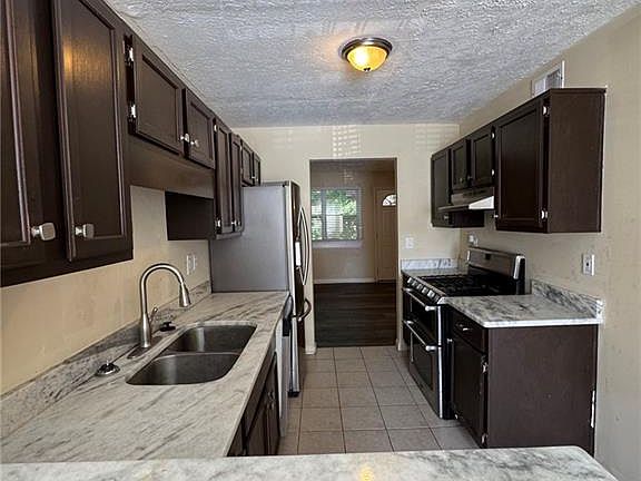5th image of 7237 Crestside Dr