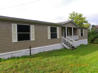 645 Webb Rd, Irvine, KY 40336