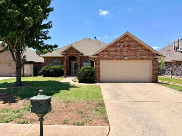 613 Oak Creek Dr, Moore, OK 73160