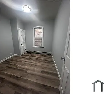 3 bed, $3,000 — Photo 2