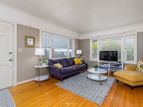 Entry into Main Floor