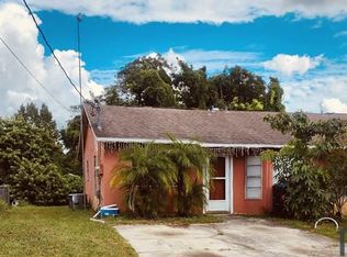 5215 4th St, Orlando, FL 32810