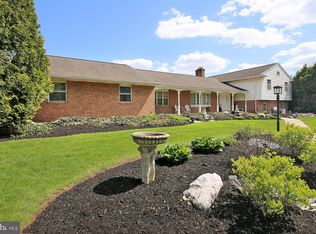 836 Tudor Ln, Lebanon, PA 17042