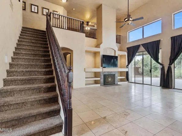 764 E IRMA Lane, Phoenix, AZ 85024