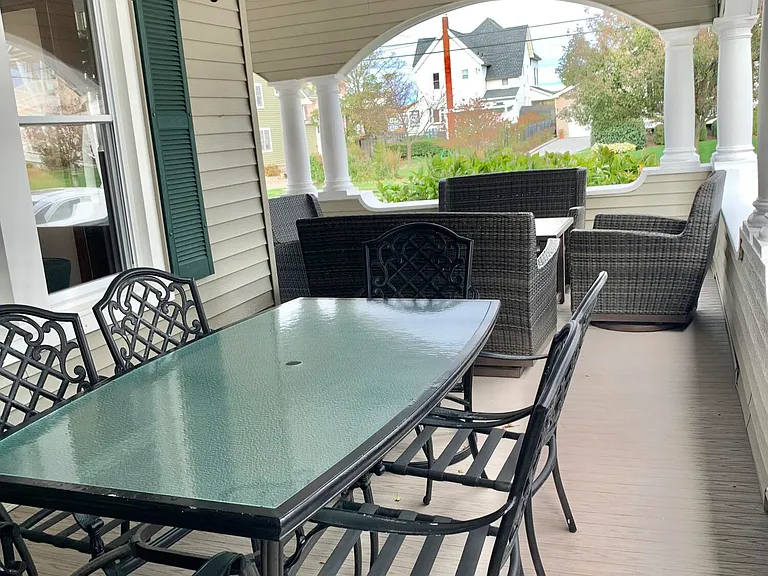 205 7th Ave — Photo 33