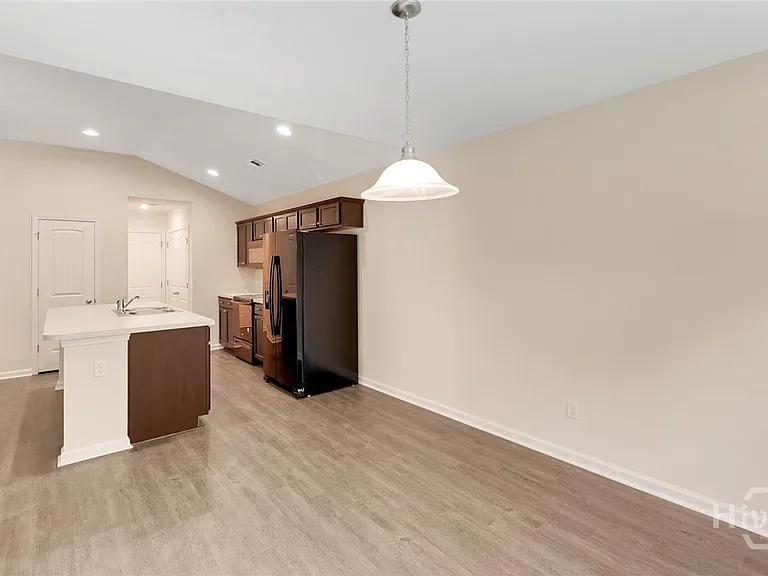 532 Cade Dr — Photo 16