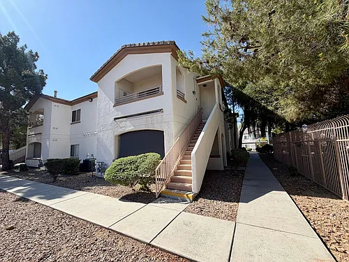 5650 E Sahara Ave Photo 1