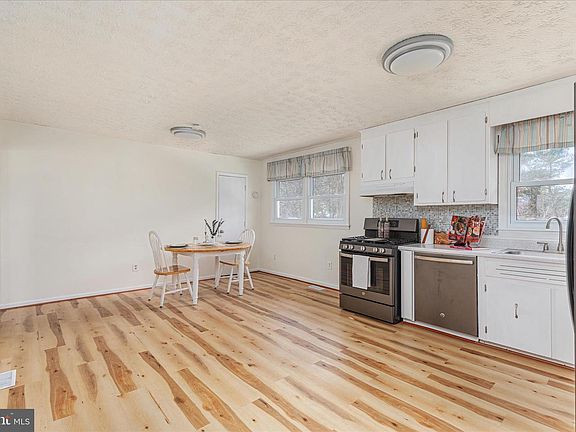 4th image of 113 Williamson Rd