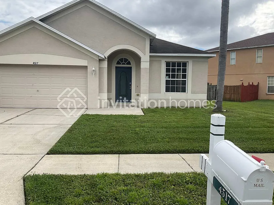 4517 Mapletree Loop