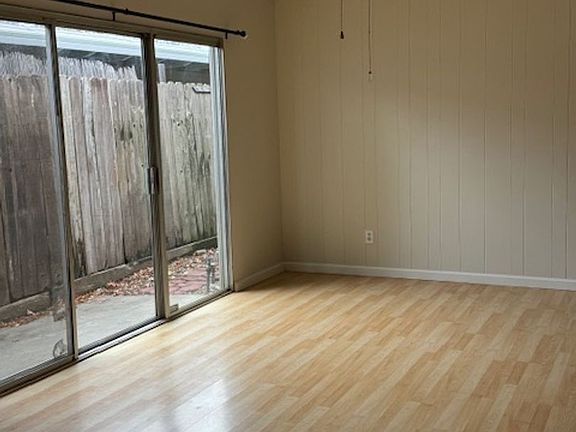 5th image of 5832 Palm Ave