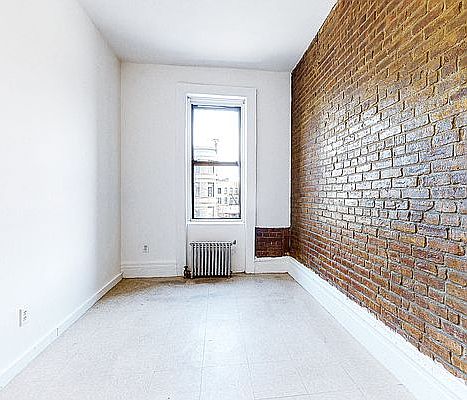 5th image of 759 Saint Nicholas Ave #4R