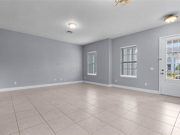 4th image of 14137 Walcott Ave