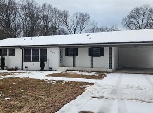 343 Pervie Bolick St, Eden, NC 27288