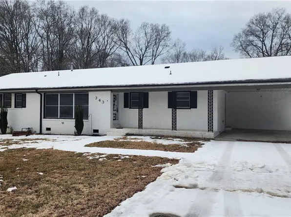 343 Pervie Bolick St, Eden, NC 27288