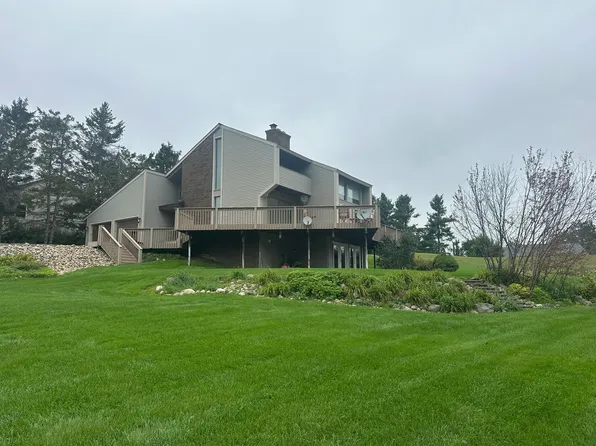 5388 Golfview Ln, Gaylord, MI 49735