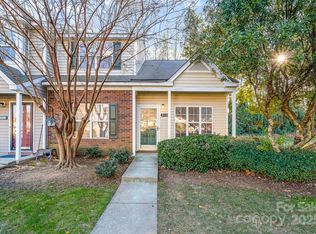 8146 Rudolph Rd, Charlotte, NC 28216