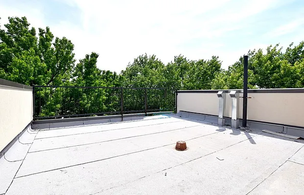 Rented by Brooklyn Group | media 75