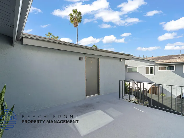 331 Wakefield — Photo 13