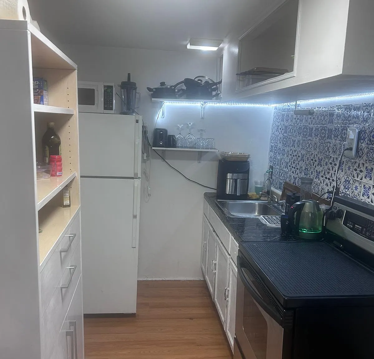 1 bed, 735 sqft, $1,400 — Photo 3