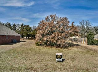 3113 Timbercreek Rdg, Duncan, OK 73533