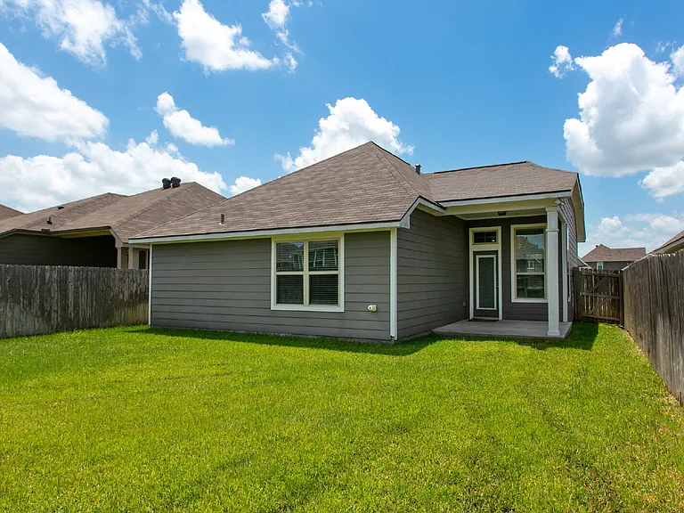 2030 Kathryn Dr — Photo 26