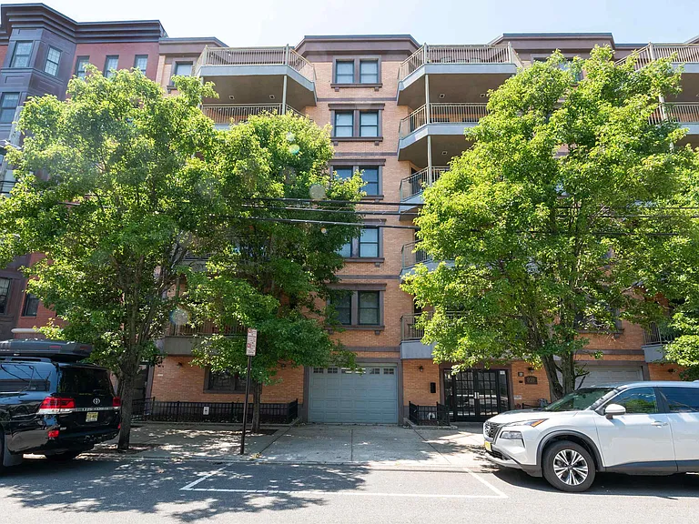 920 Jefferson St #604 — Photo 23