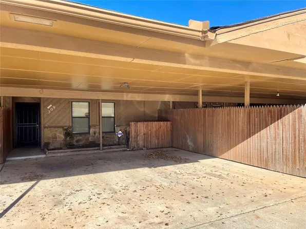 8005 NW 7th Pl, Oklahoma City, OK 73127